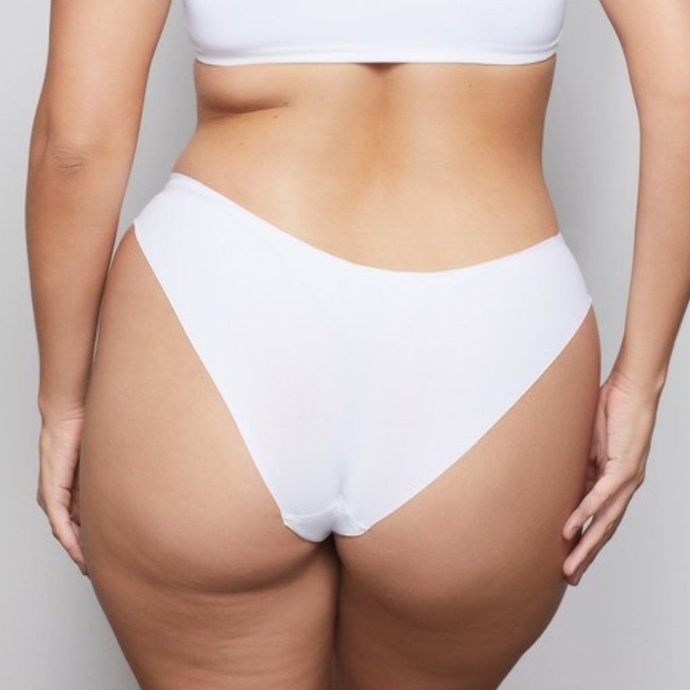 NWT Good American Seamless Laser Cut Bikini Panty_2